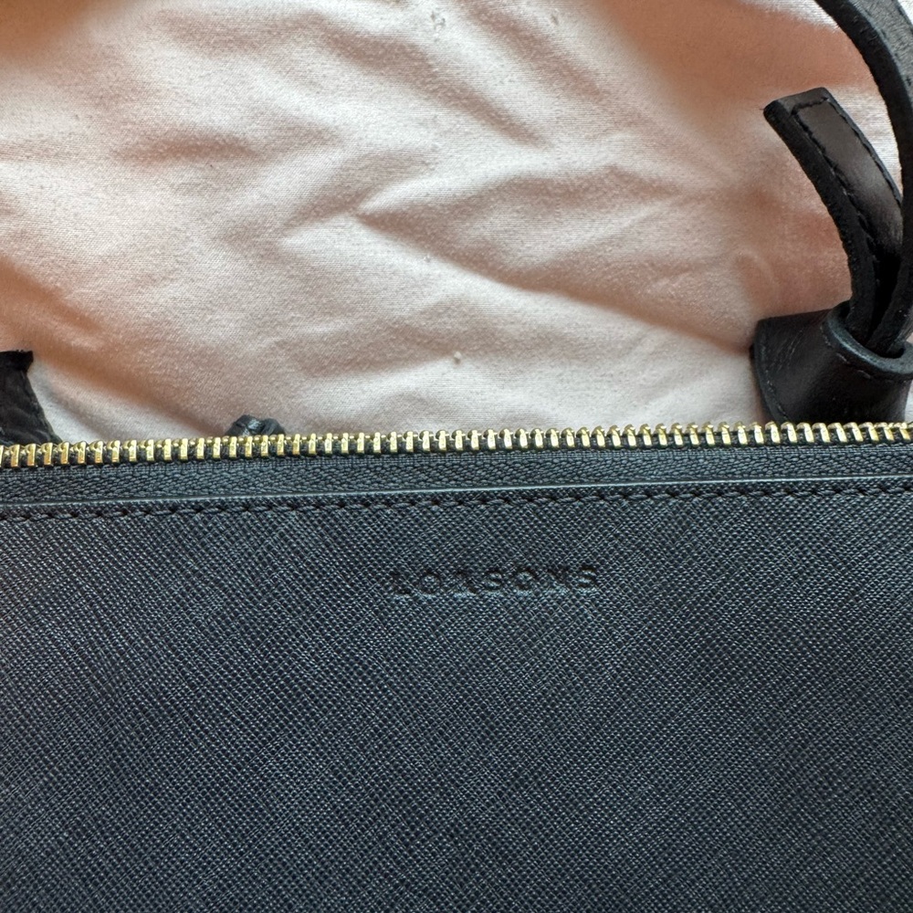 Lo & Sons Black Crossbody Bag - Picture 3 of 5